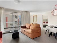 1 Bedroom Apartment - Mantra on Northbourne Canberra